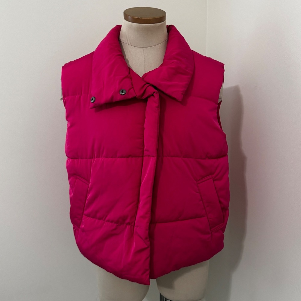 BDG XS Hot Pink Puff Puffer Vest